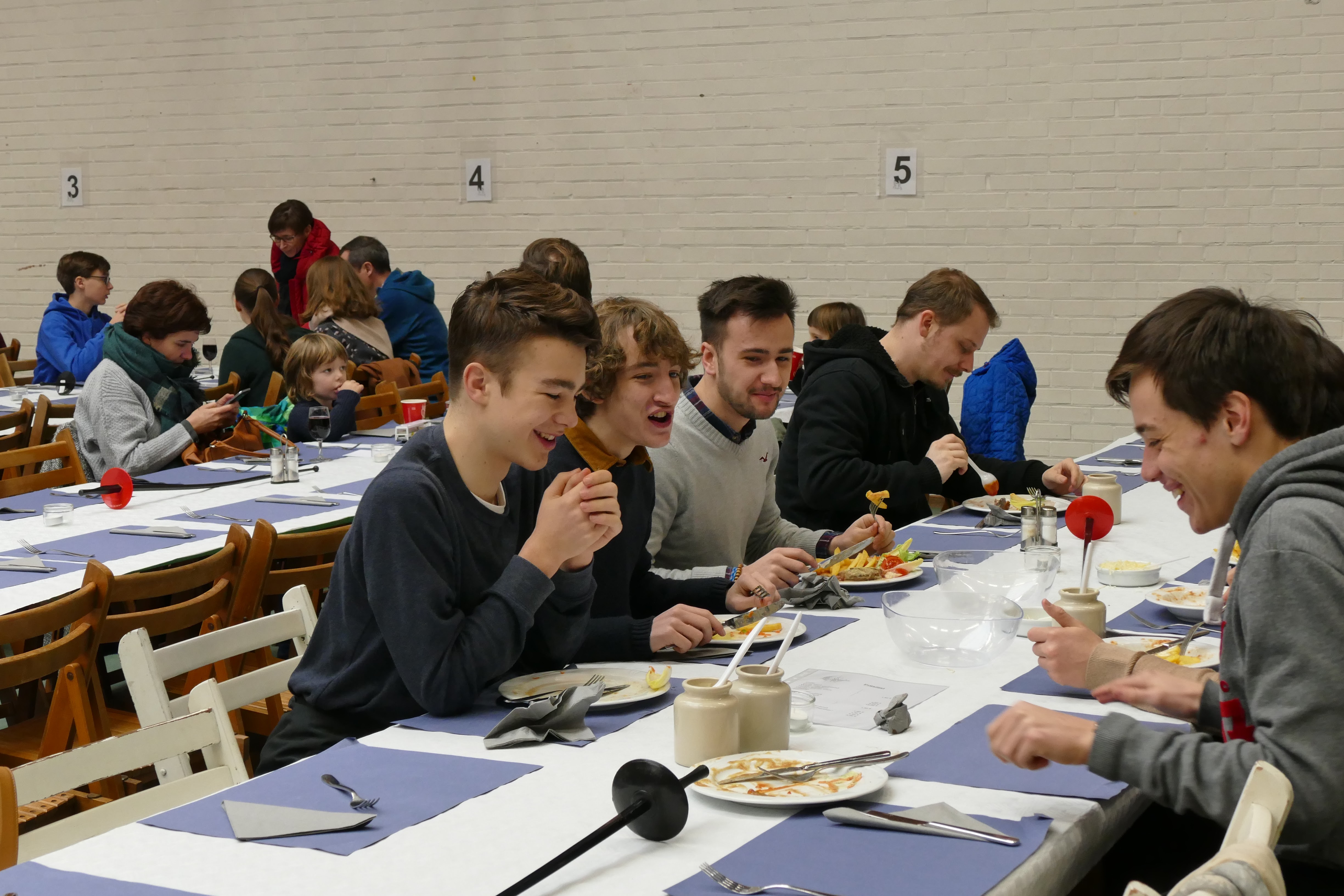 nieuwjaarstoernooi - eten